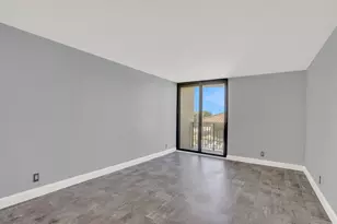 5460 N Ocean Dr, Singer Island, FL 33404 - Photo 35