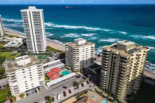 5460 N Ocean Dr, Singer Island, FL 33404 - Photo 43