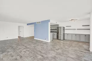 5460 N Ocean Dr, Singer Island, FL 33404 - Photo 19