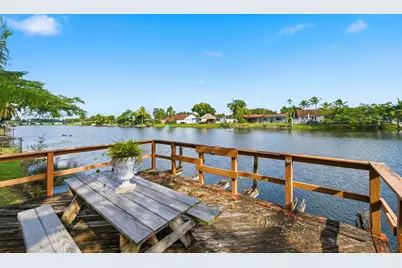 1811 NW 119th Avenue, Pembroke Pines, FL 33026 - Photo 31