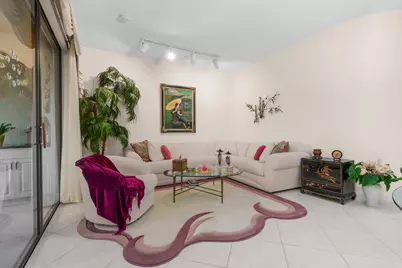 7546 La Paz Blvd #405, Boca Raton, FL 33433 - Photo 5