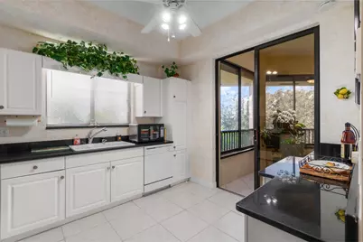 7546 La Paz Blvd #405, Boca Raton, FL 33433 - Photo 13