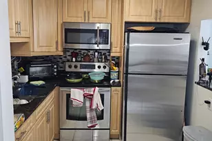 555 Purdy Ln, Palm Springs, FL 33461 - Photo 5