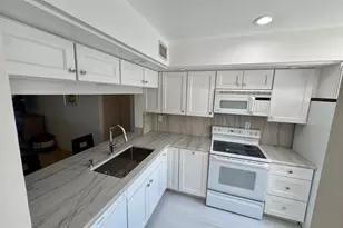 12962 Briarlake Dr, Palm Beach Gardens, FL 33418 - Photo 7