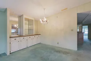 2791 SW Pontiac Pl, Stuart, FL 34997 - Photo 9