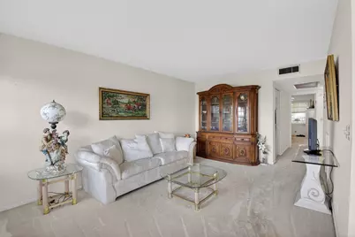 3044 Lincoln #C, Boca Raton, FL 33434 - Photo 3