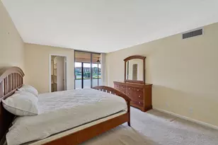 5344 Woodland Lakes Dr, Palm Beach Gardens, FL 33418 - Photo 7