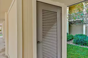 5344 Woodland Lakes Dr, Palm Beach Gardens, FL 33418 - Photo 11