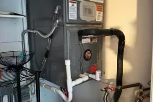 331 SW 8th St, Boca Raton, FL 33432 - Photo 13