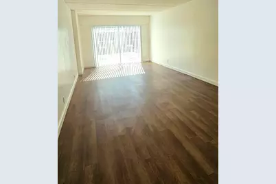 1501 Crescent Circle #B10, Lake Park, FL 33403 - Photo 3