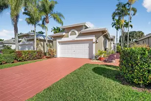 10808 Royal Caribbean Cir, Boynton Beach, FL 33437 - Photo 3