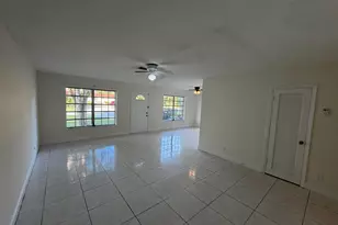 82 Lariat Cir, Boca Raton, FL 33487 - Photo 17