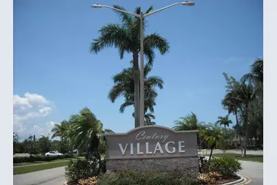 103 Greenbrier C, West Palm Beach, FL 33417 - Photo 1