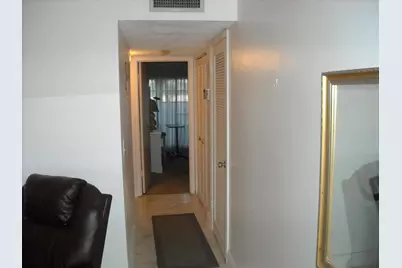 103 Greenbrier C, West Palm Beach, FL 33417 - Photo 13