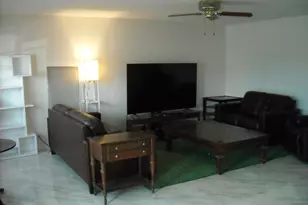 103 Greenbrier C, West Palm Beach, FL 33417 - Photo 7