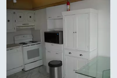 103 Greenbrier C, West Palm Beach, FL 33417 - Photo 11