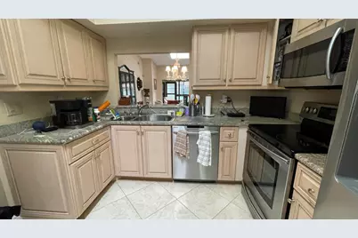 6165 Sunny Pointe Circle, Delray Beach, FL 33484 - Photo 15