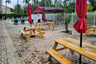 3660 NE 166th St, North Miami Beach, FL 33160 - Photo 27