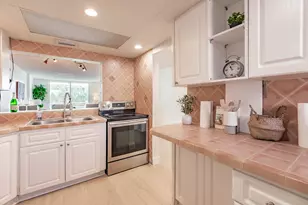 3660 NE 166th St, North Miami Beach, FL 33160 - Photo 5