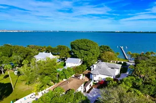 1009 S Indian River Dr, Fort Pierce, FL 34950 - Photo 3