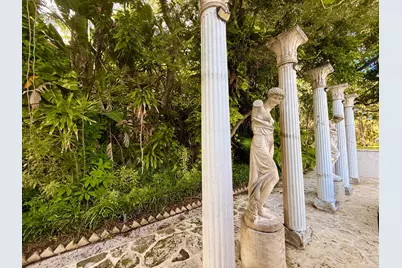 1009 S Indian River Drive, Fort Pierce, FL 34950 - Photo 25