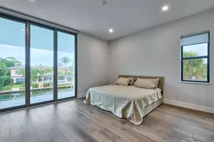 2751 NE 22nd Ct, Pompano Beach, FL 33062 - Photo 11