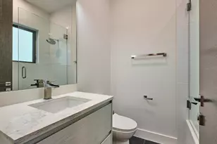 2751 NE 22nd Ct, Pompano Beach, FL 33062 - Photo 23