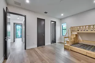 2751 NE 22nd Ct, Pompano Beach, FL 33062 - Photo 13