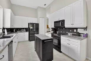 9822 Isles Cay Dr, Delray Beach, FL 33446 - Photo 27