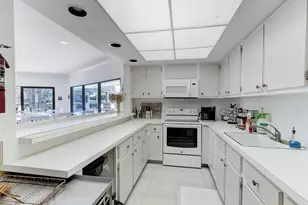 5480 N Ocean Dr, Singer Island, FL 33404 - Photo 21