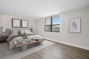 5480 N Ocean Dr, Singer Island, FL 33404 - Photo 9