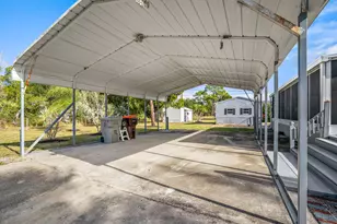 7990 129th Pl, Sebastian, FL 32958 - Photo 5