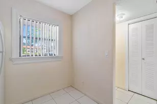 6736 Palmetto Cir S, Boca Raton, FL 33433 - Photo 5