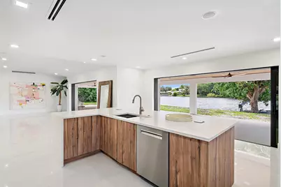 7523 Pine Tree Lane, West Palm Beach, FL 33406 - Photo 9