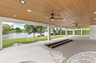 7523 Pine Tree Ln, West Palm Beach, FL 33406 - Photo 37