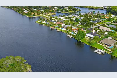 7523 Pine Tree Lane, West Palm Beach, FL 33406 - Photo 13