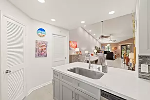 6721 Versailles Ct, Lake Worth, FL 33467 - Photo 5