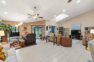 6721 Versailles Ct, Lake Worth, FL 33467 - Photo 7