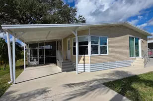 5 Hermosa Ln, Port Saint Lucie, FL 34952 - Photo 1