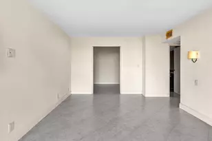 600 Parkview Dr, Hallandale Beach, FL 33009 - Photo 27