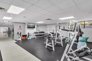 600 Parkview Dr, Hallandale Beach, FL 33009 - Photo 33