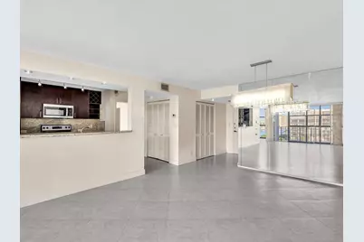 600 Parkview Drive #719, Hallandale Beach, FL 33009 - Photo 11