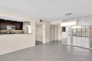 600 Parkview Dr, Hallandale Beach, FL 33009 - Photo 11