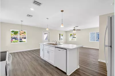 857 W 3rd Street, West Palm Beach, FL 33404 - Photo 11