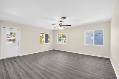 857 W 3rd Street, West Palm Beach, FL 33404 - Photo 3