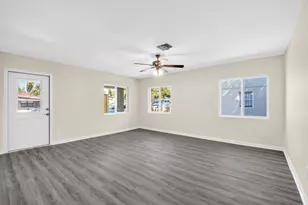 857 W 3rd St, Riviera Beach, FL 33404 - Photo 3