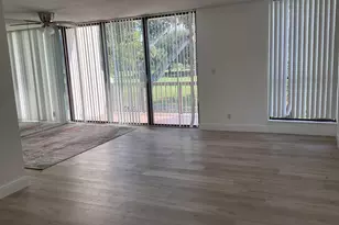 2308 Bridgewood Dr, Boca Raton, FL 33434 - Photo 7