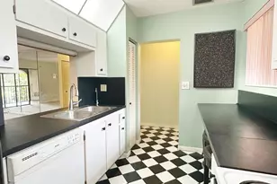 924 SW 9th St Cir, Boca Raton, FL 33486 - Photo 15