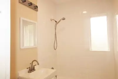 346 W 15th Street, Riviera Beach, FL 33404 - Photo 9