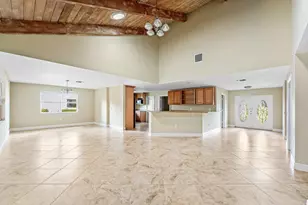 4572 White Cedar Ln, Delray Beach, FL 33445 - Photo 11